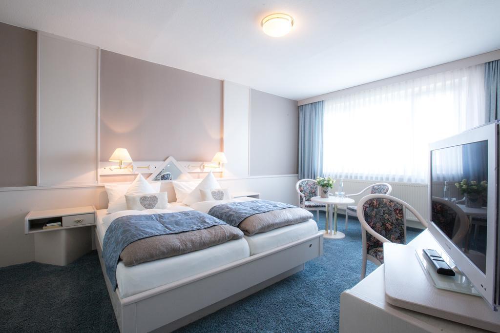 Hotel Kristall ไวส์วาสเซอร์ ภายนอก รูปภาพ